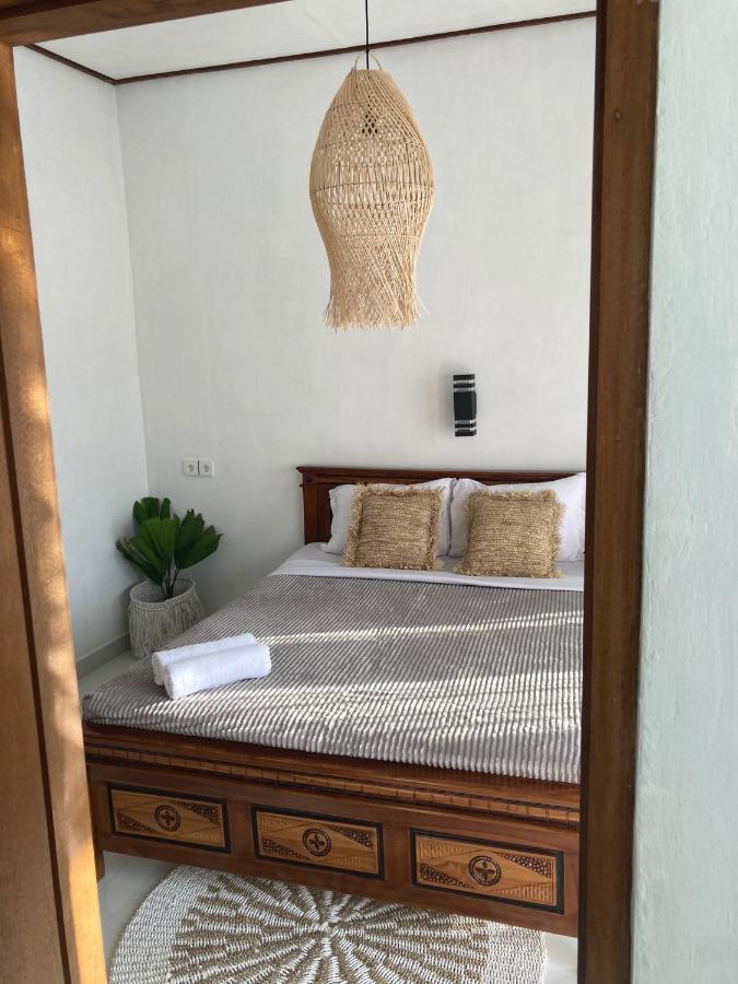 Villa Iris Homestay ウルワツ エクステリア 写真
