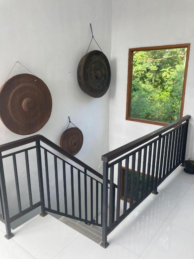 Villa Iris Homestay ウルワツ エクステリア 写真